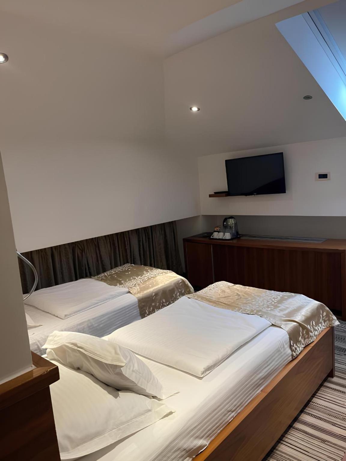Hotel Bistrik Exclusive Сараево Экстерьер фото
